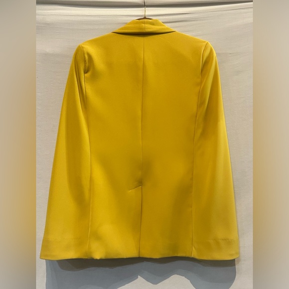 NWOT - Marc Bouwer Unlimited Fancy Yellow Cape Blazer - Size Medium - Picture 4 of 8